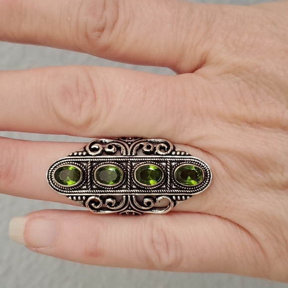 New Peridot 925 Silver Statement Ring. - Picture 5 of 14